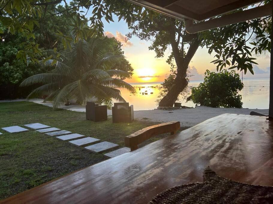 Bungalow Tiarii, Avec Acces Direct A Une Plage Privee Tevaitoa ภายนอก รูปภาพ
