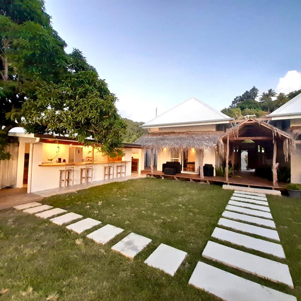 Bungalow Tiarii, Avec Acces Direct A Une Plage Privee Tevaitoa ภายนอก รูปภาพ